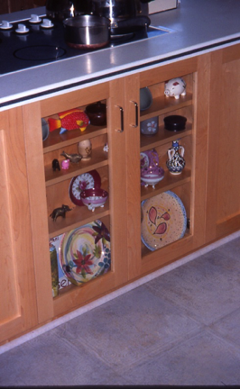 Peninsula display cabinet.